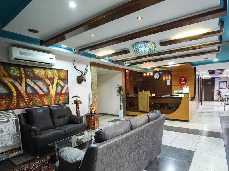 Oyo 4161 Hotel Shailly Inn Amhedabad Dış mekan fotoğraf