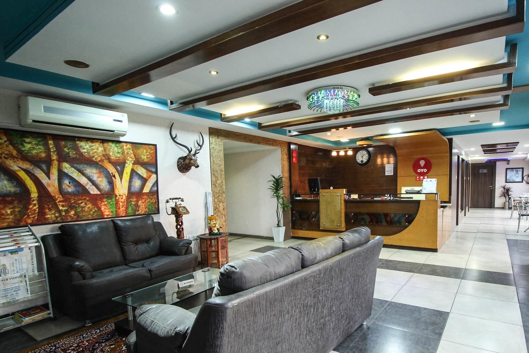 Oyo 4161 Hotel Shailly Inn Amhedabad Dış mekan fotoğraf
