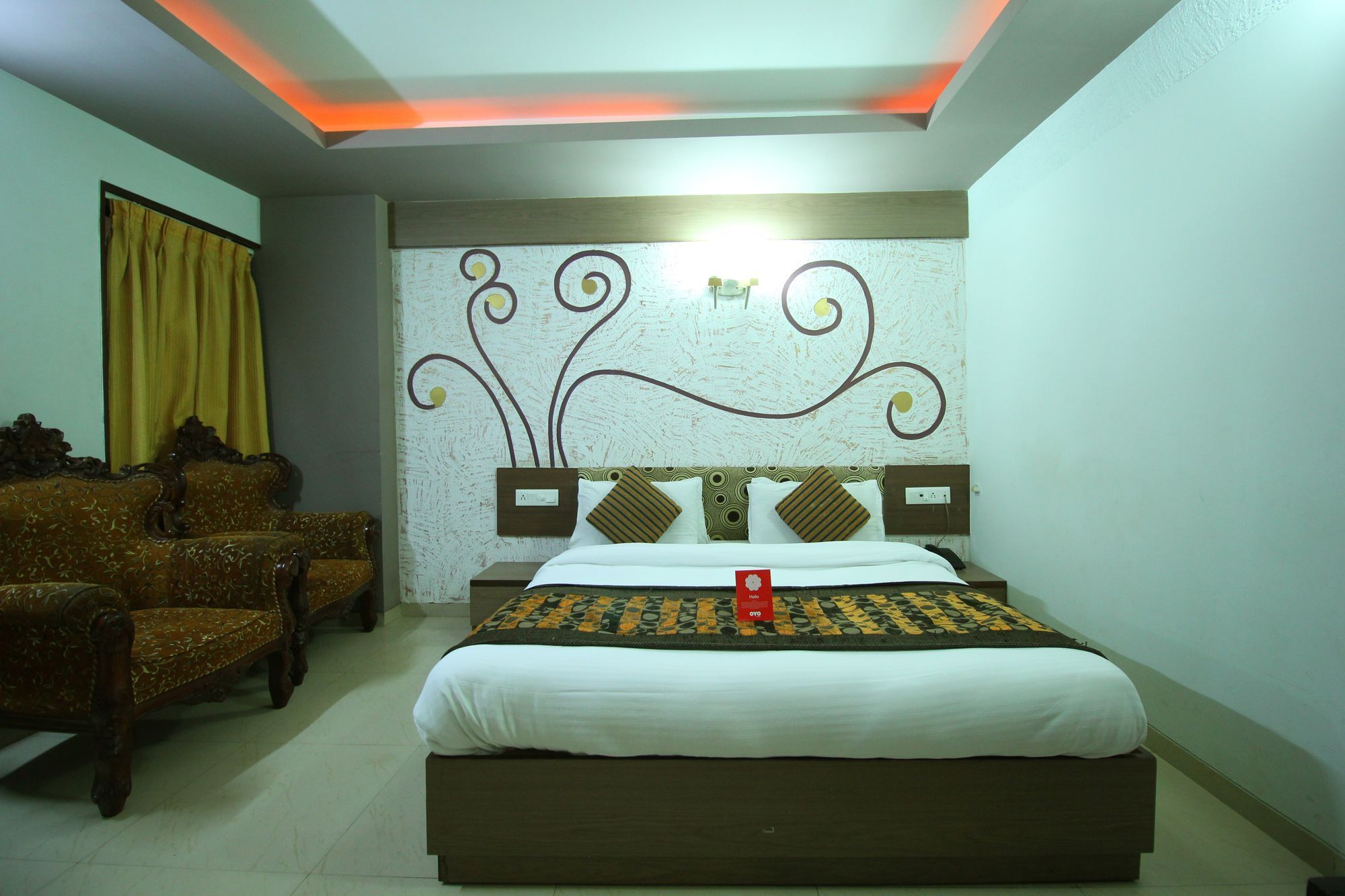 Oyo 4161 Hotel Shailly Inn Amhedabad Dış mekan fotoğraf